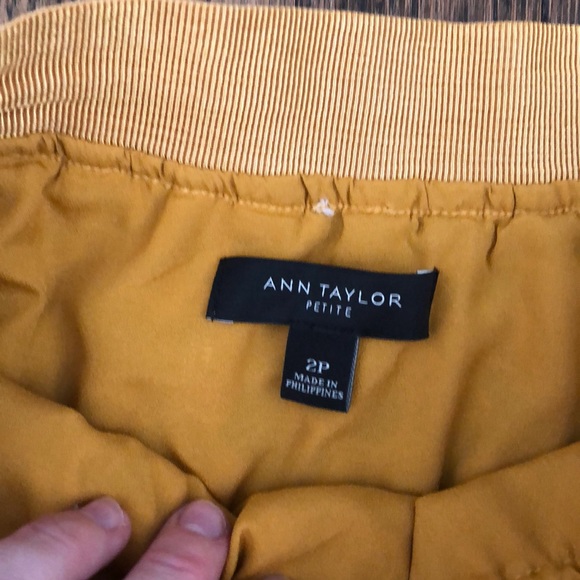 Ann Taylor mustard yellow lace skirt - Picture 3 of 4